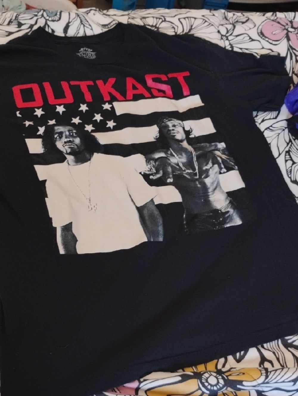 Outkast Slankonia Graphic T-shirt